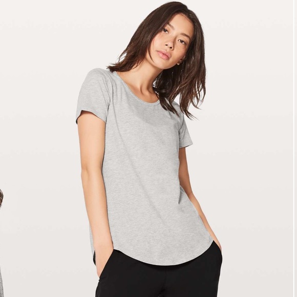 lululemon athletica Tops - Lululemon Love Crew III short sleeve crew neck t shirt heather gray size 8 M